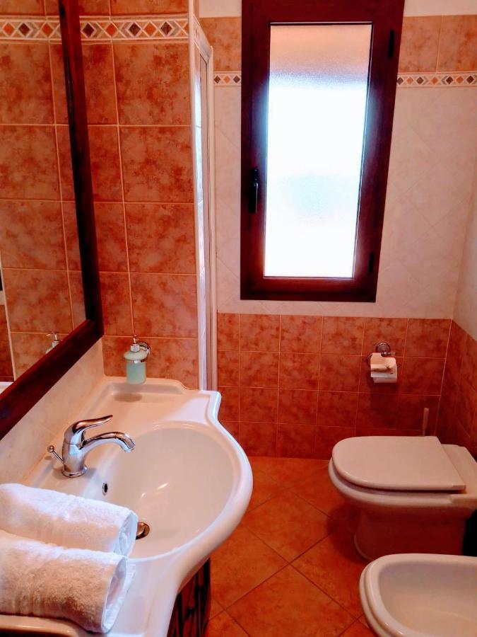 Residenza Rosa Maria Apartman Orosei Kültér fotó