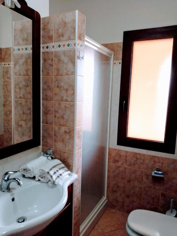Residenza Rosa Maria Apartman Orosei Kültér fotó