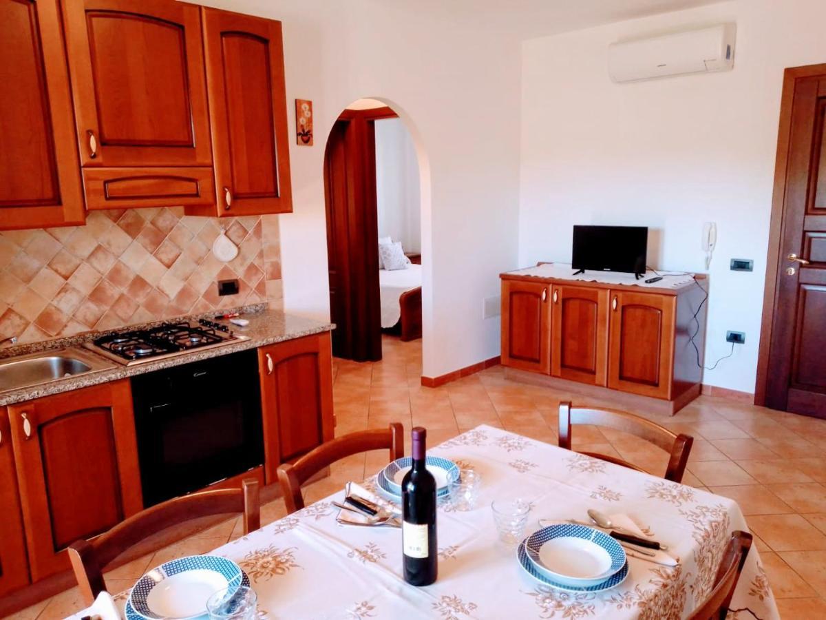 Residenza Rosa Maria Apartman Orosei Kültér fotó
